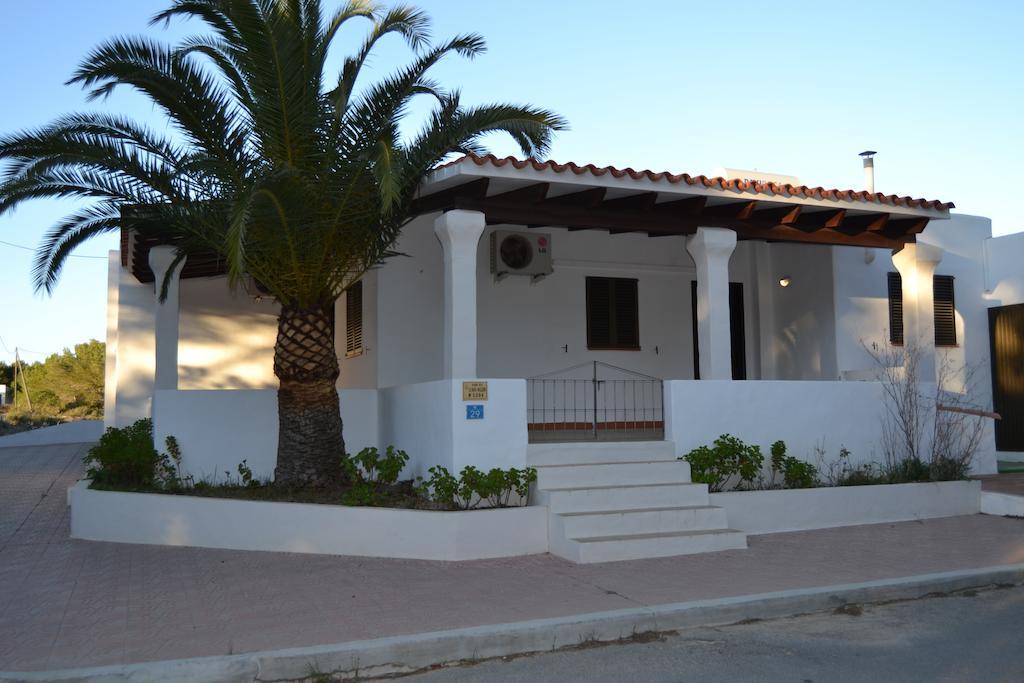 Apartamentos Isabel Playa Migjorn Kültér fotó